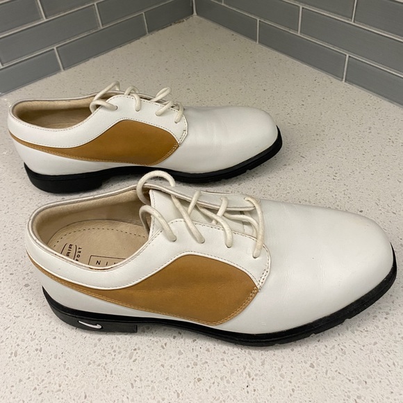 Nike Air Comfort Golf Shoes - Picture 4 of 7